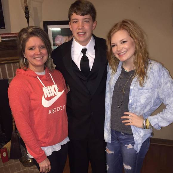 Meet your Posher, Carson - Picture 1 of 1