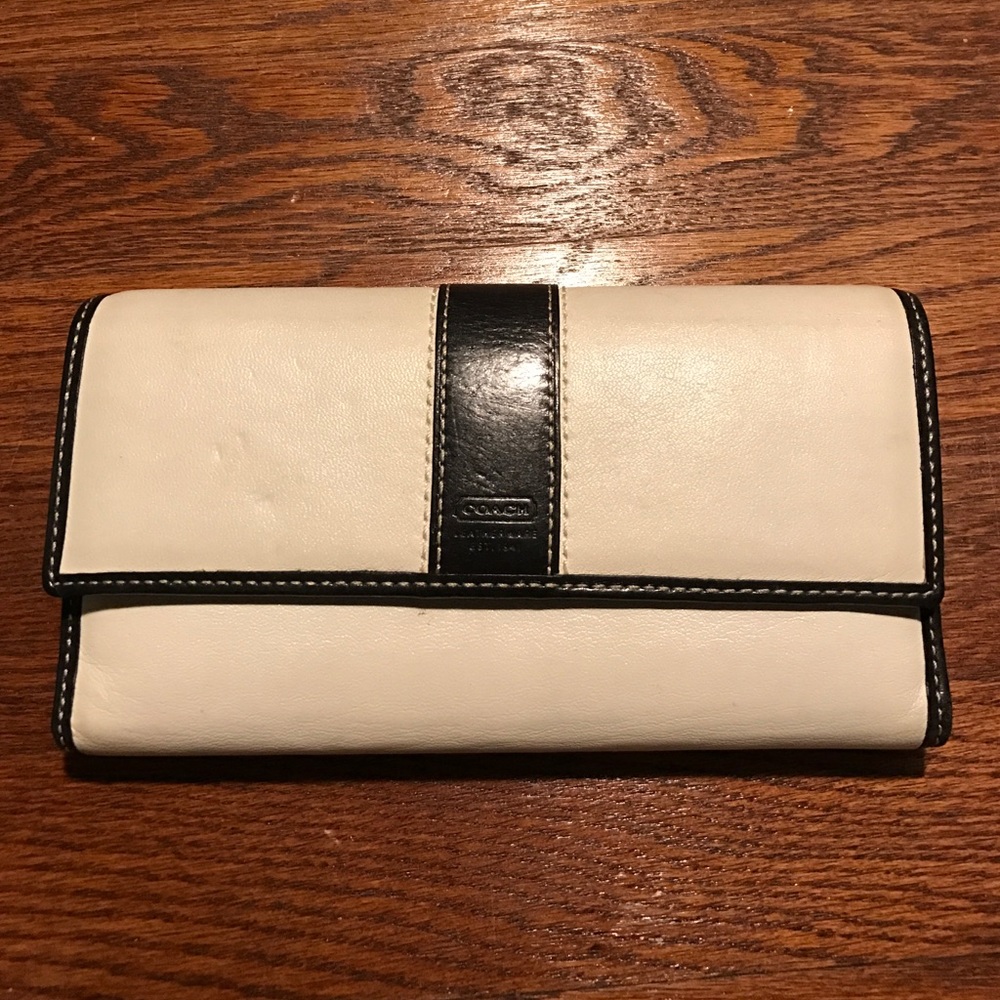 Coach black and white leather wallet