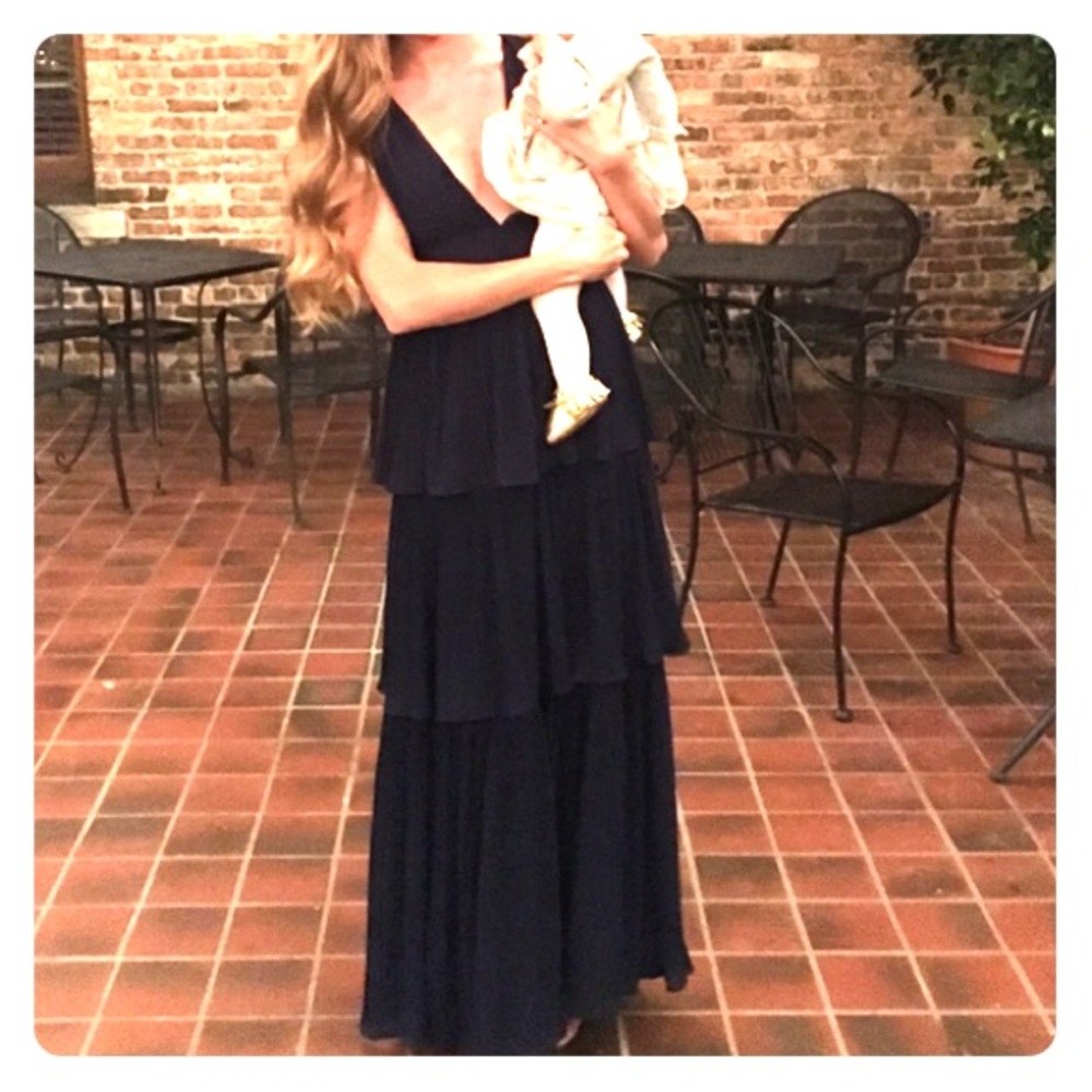 Beautiful Navy blue tiered maxi dress 😍