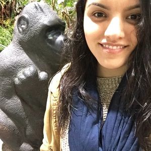 Meet your Posher, Leticia