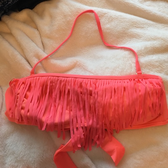 Bikini set! - Picture 2 of 2