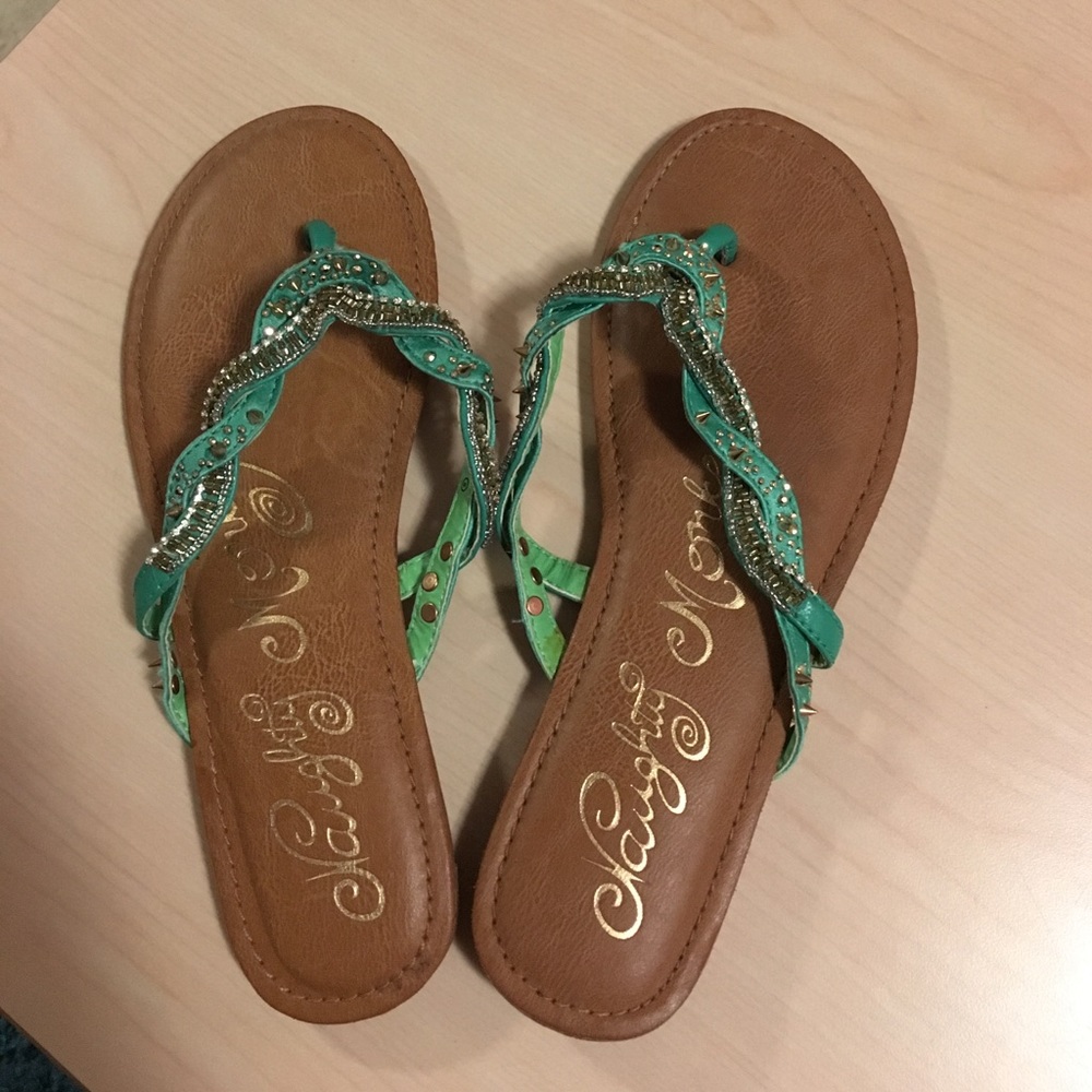 Buckle flip flops