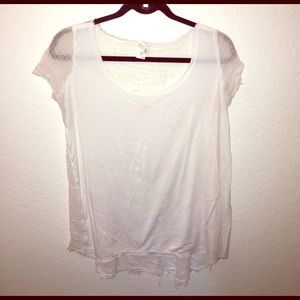 Cute white top!