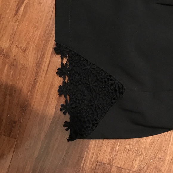 black shorts - Picture 2 of 2