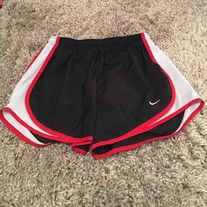 Women's nikie shorts