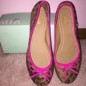 MIA leopard flats with hot pink trim