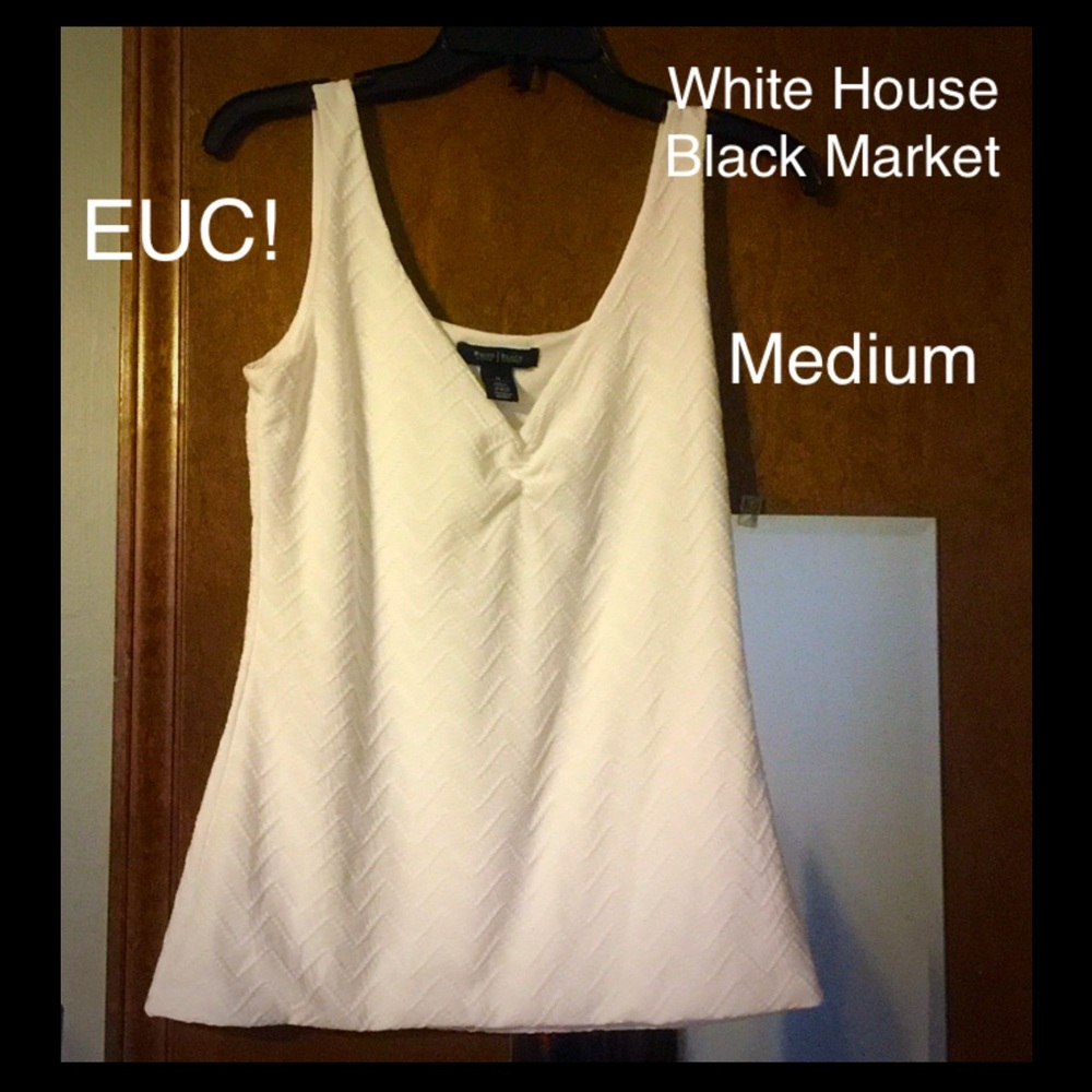 White House Black Market white chevron top sizeM