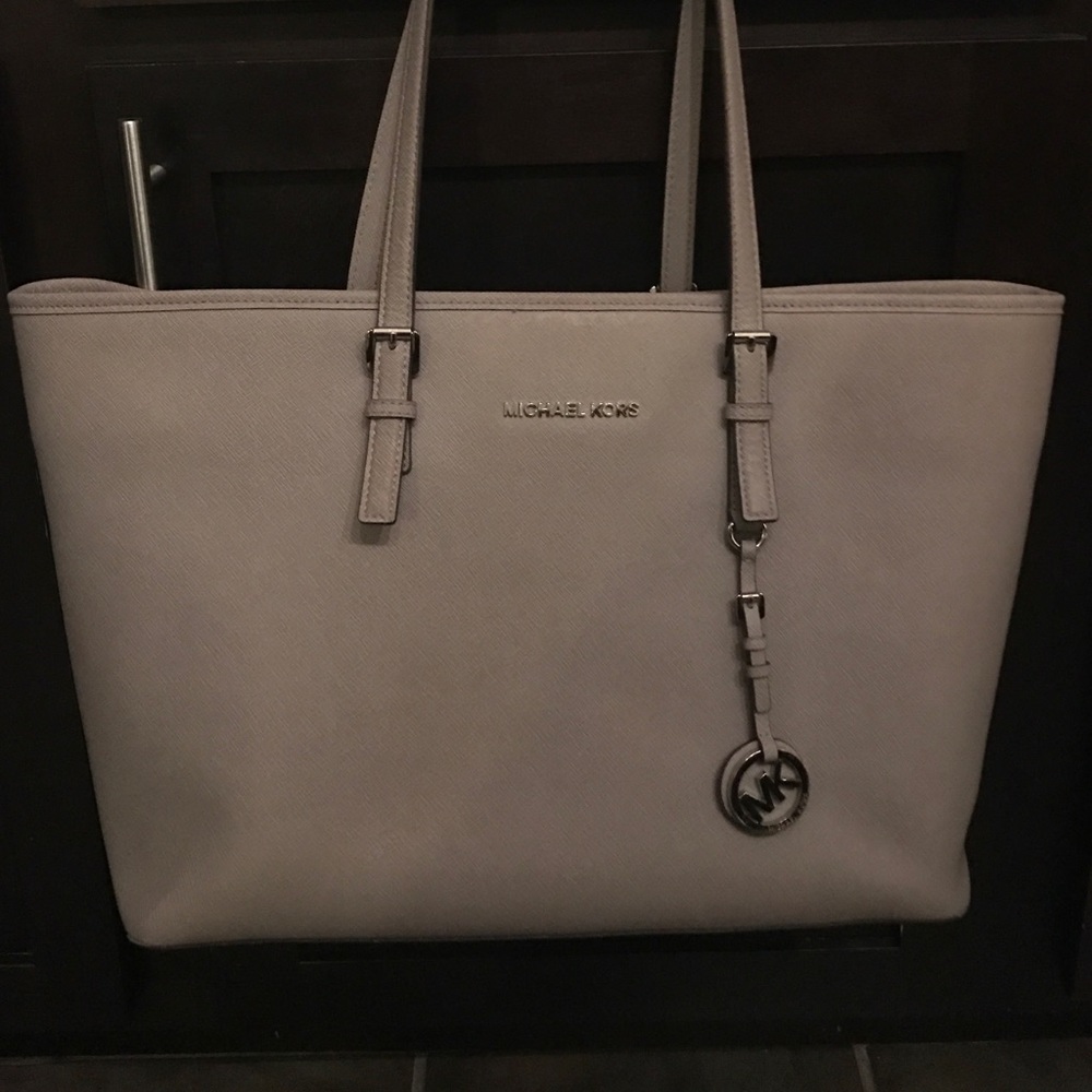 Michael Kors Jet Set Tote