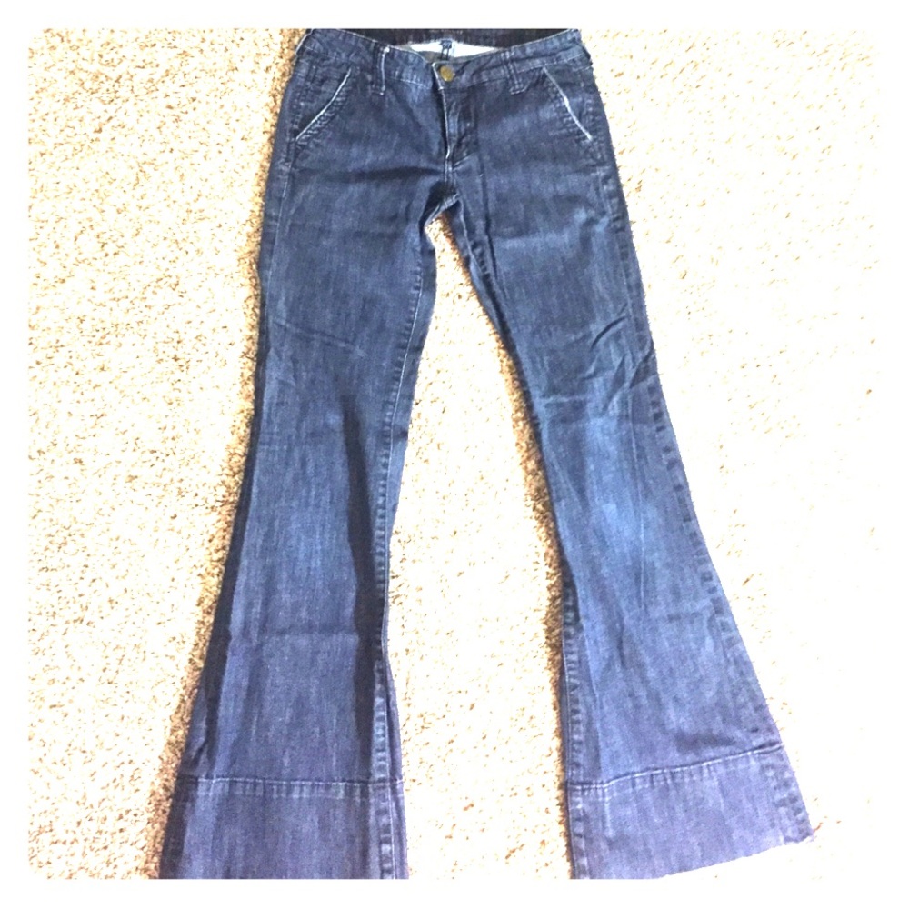 See Thru Soul Brand Wide Bottom Jeans 👖