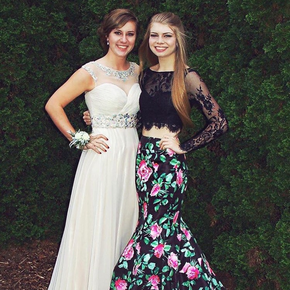 Sherri Hill Prom Dress Size 0