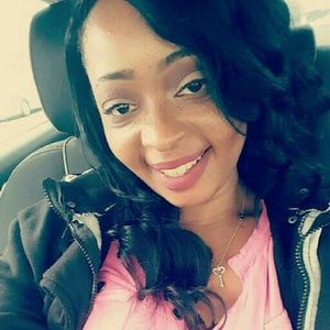 Meet your Posher, Dania