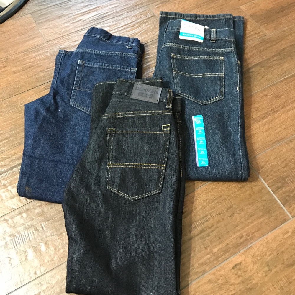 Sold ❤️❤️❤️❤️❤️Boys Jeans bundle