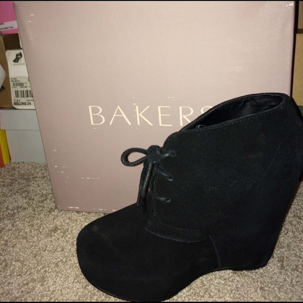 Bakers westbound black suede wedge booties