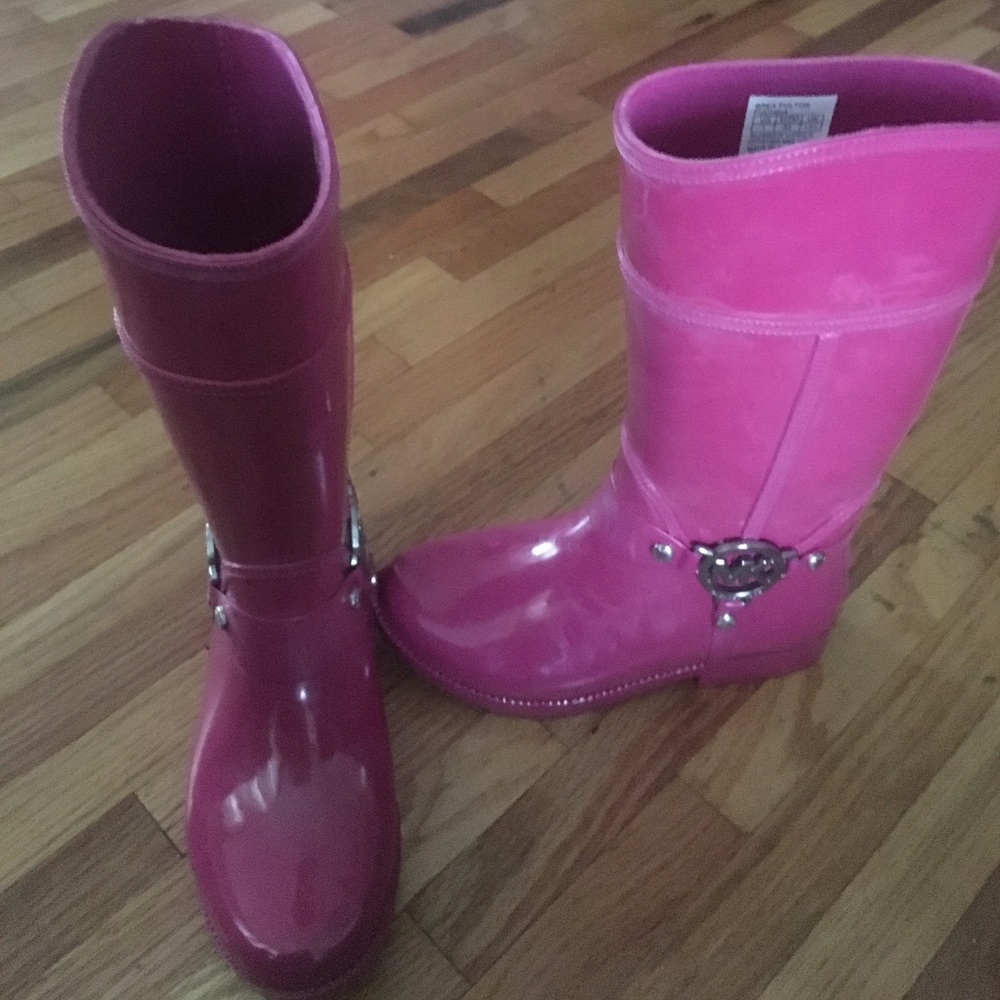 Michael kors pink rain boots