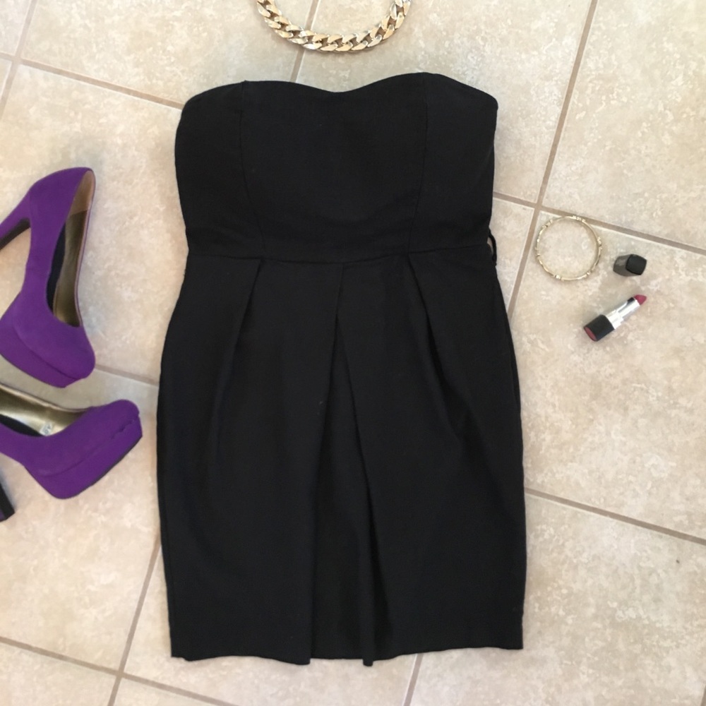 Black Strapless Linen Dress