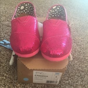 Brand new pink glitter toms