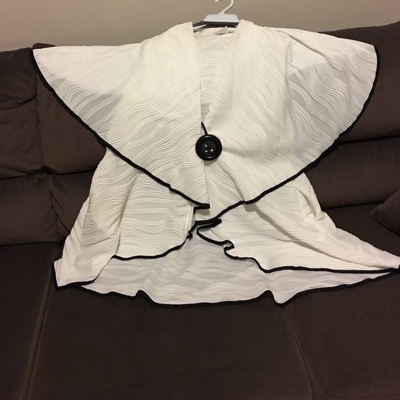 Cape jacket - Picture 4 of 4