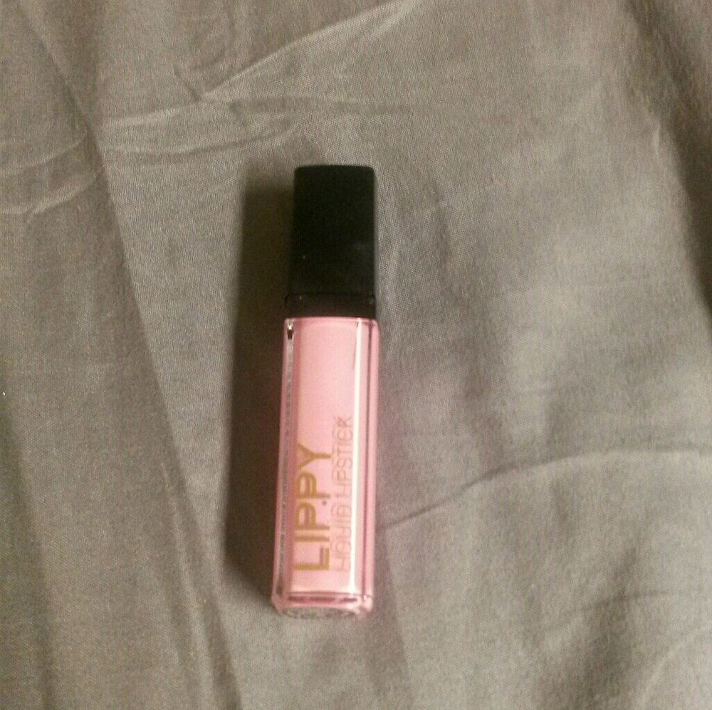butter london Lippy in Tickled Pink (SWATCHED)