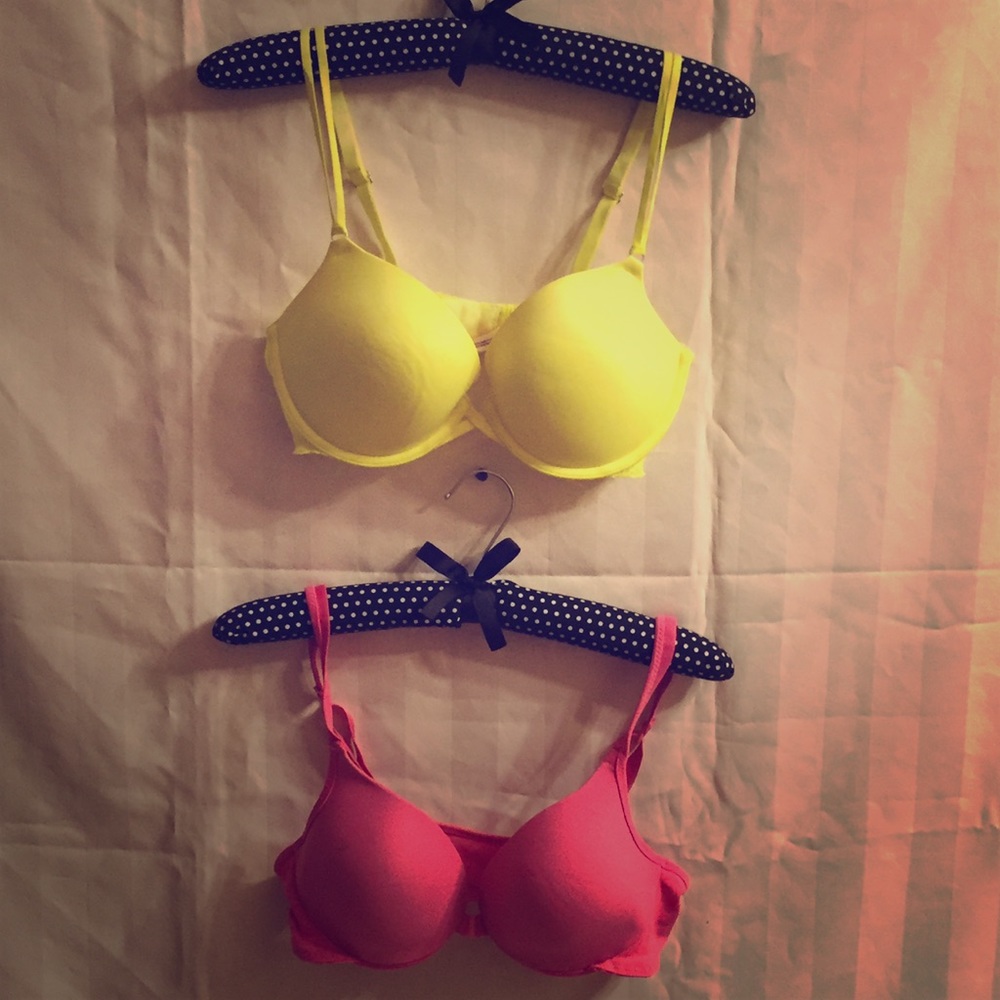 2 gently used bras!