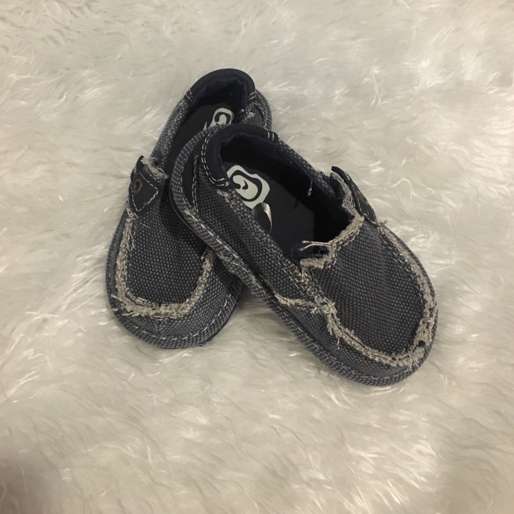 NWT Velcro Shoes