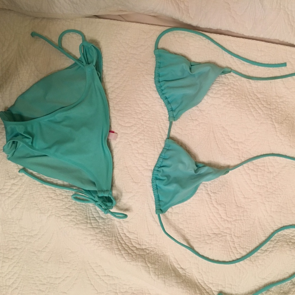 Victoria Secrete string bikini