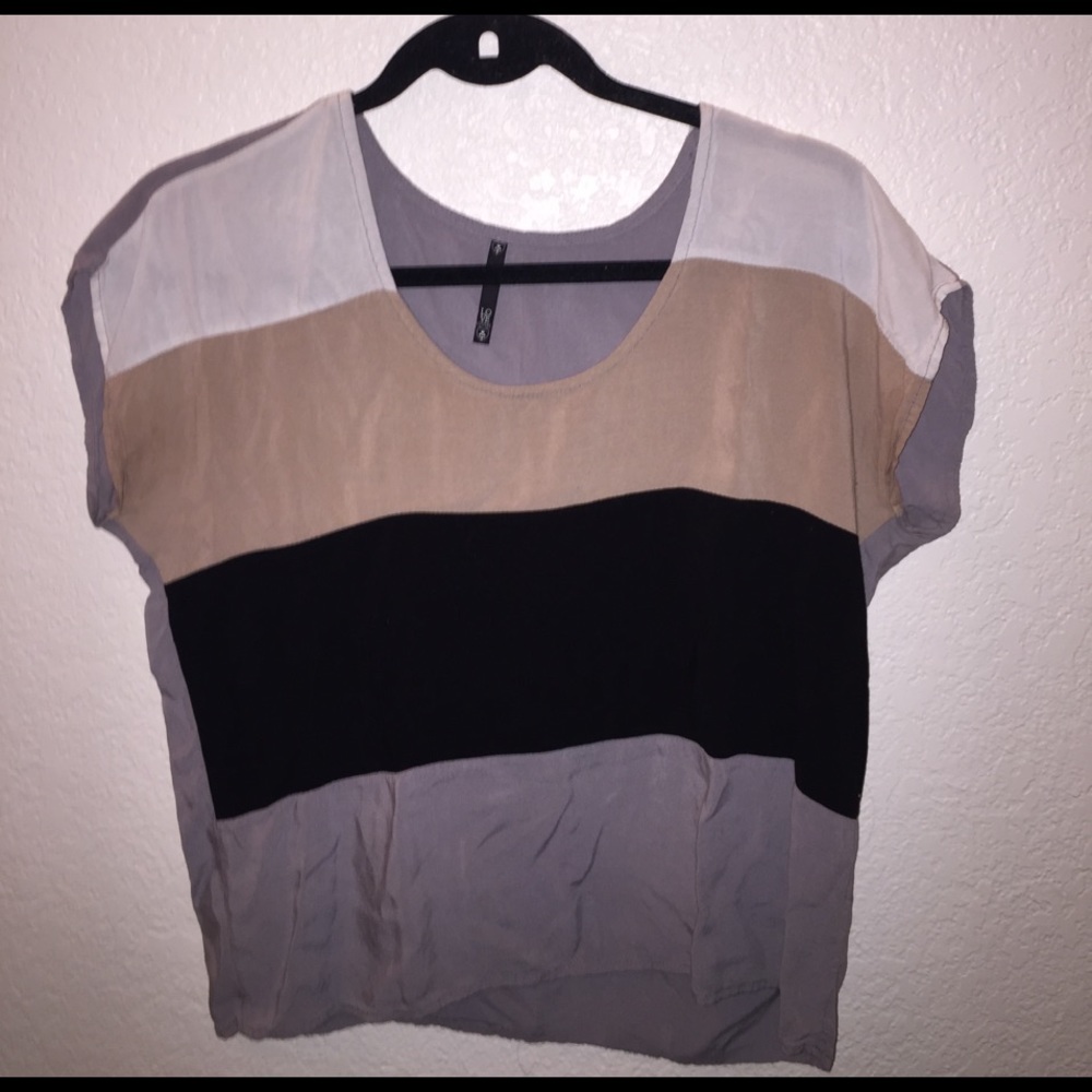 Color layered shirt