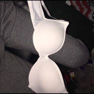 32A rue 21 white bra