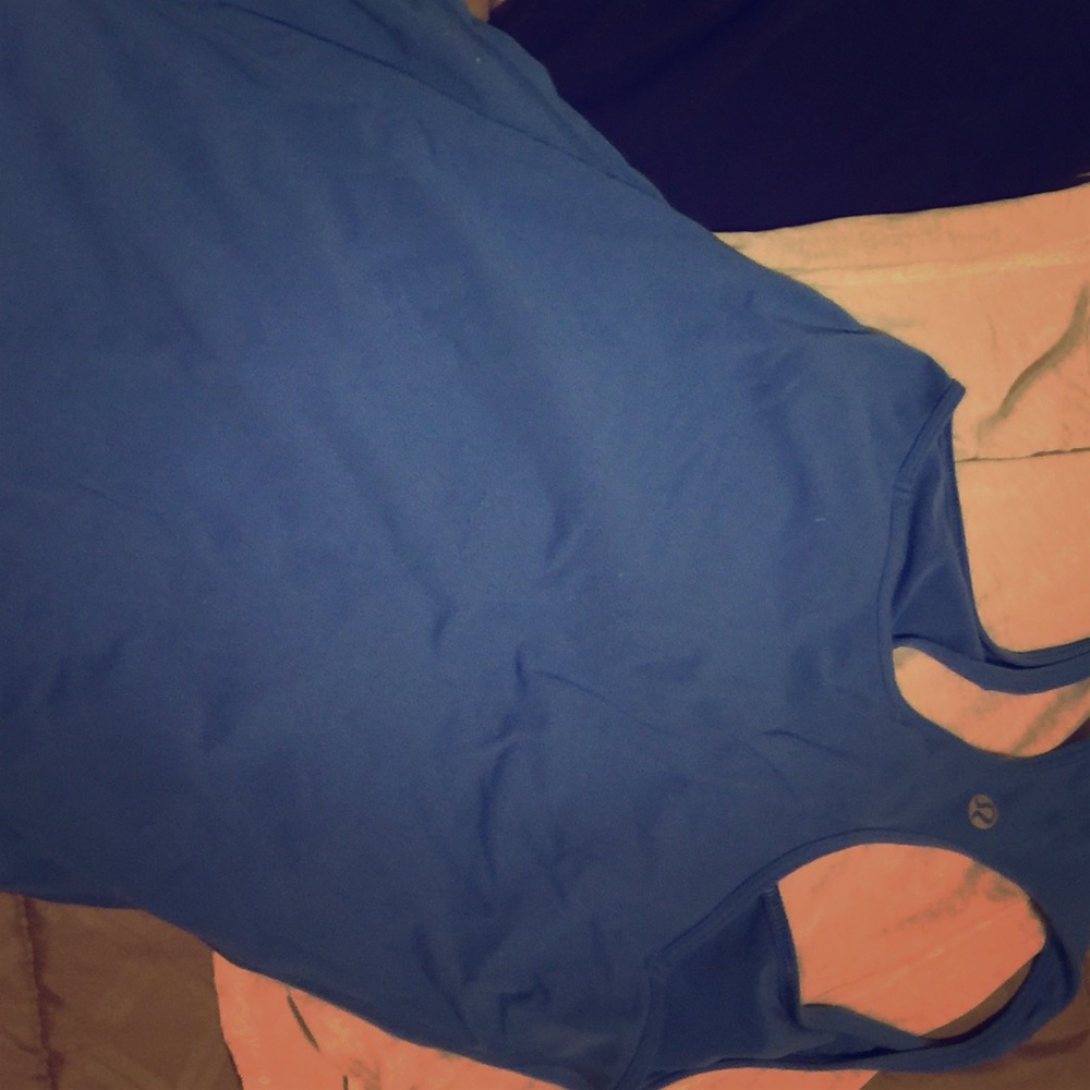 Lululemon bundle- blue tank and black pants