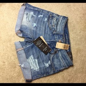 American Eagle low rise shorts