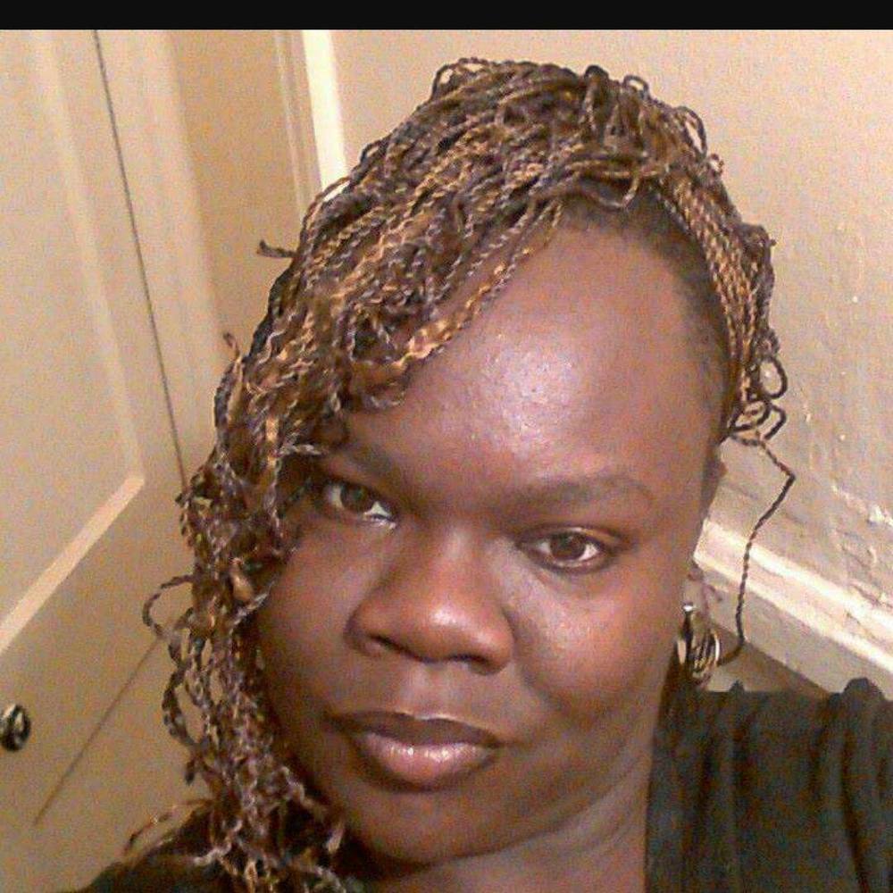 Meet your Posher, Yvonne