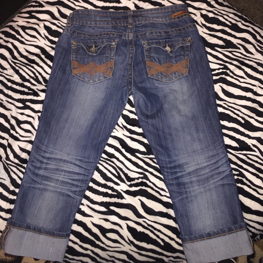 Capris - Picture 2 of 3