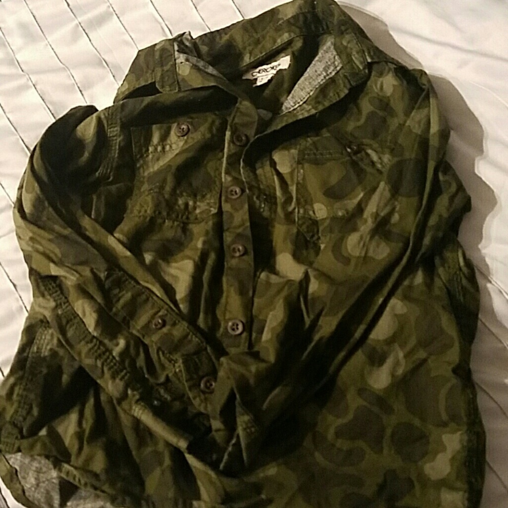 Boys camo long sleeve button down