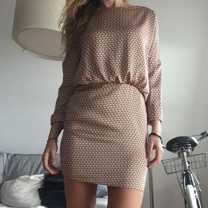 Patterned Zara open back silk-like mini dress