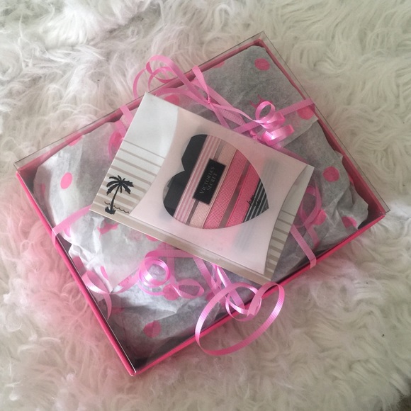Victoria's Secret Mystery Box π¦ $100+ Value! - Picture 4 of 4