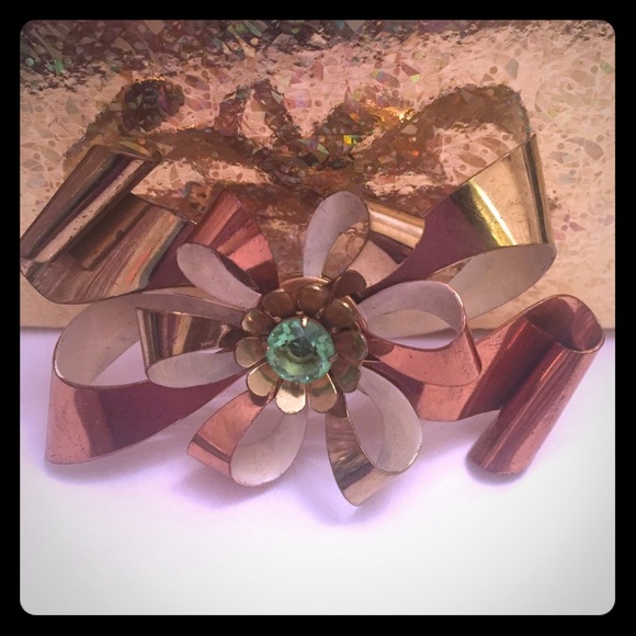 Vintage Copper Tone Brooch - Picture 1 of 4