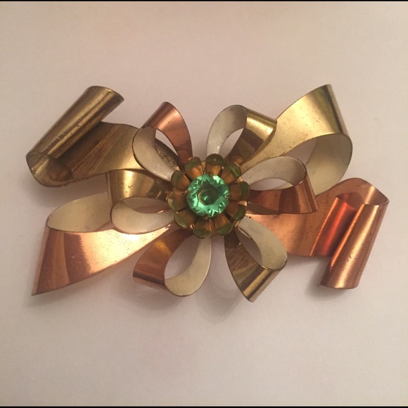 Vintage Copper Tone Brooch - Picture 3 of 4