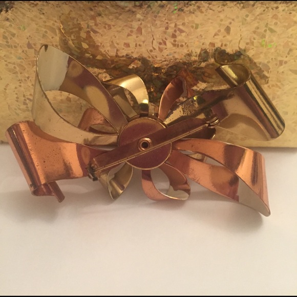 Vintage Copper Tone Brooch - Picture 4 of 4