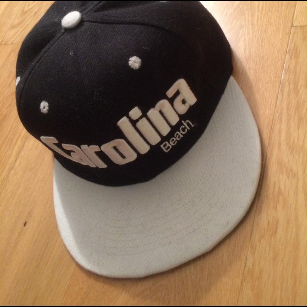 snap back hat