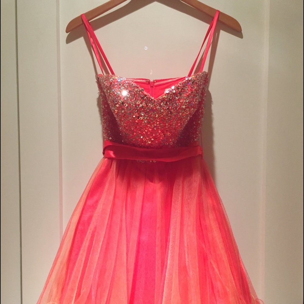 Sean Collection Short Prom/Pageant Dress