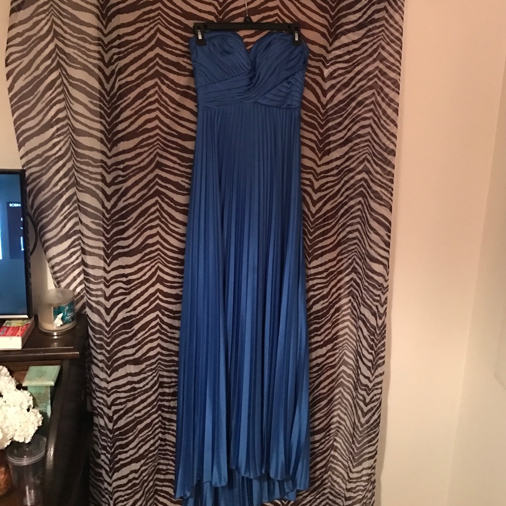 Floor length blue prom dress