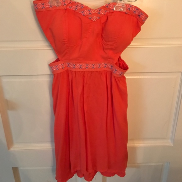 Strapless dress - Picture 1 of 2