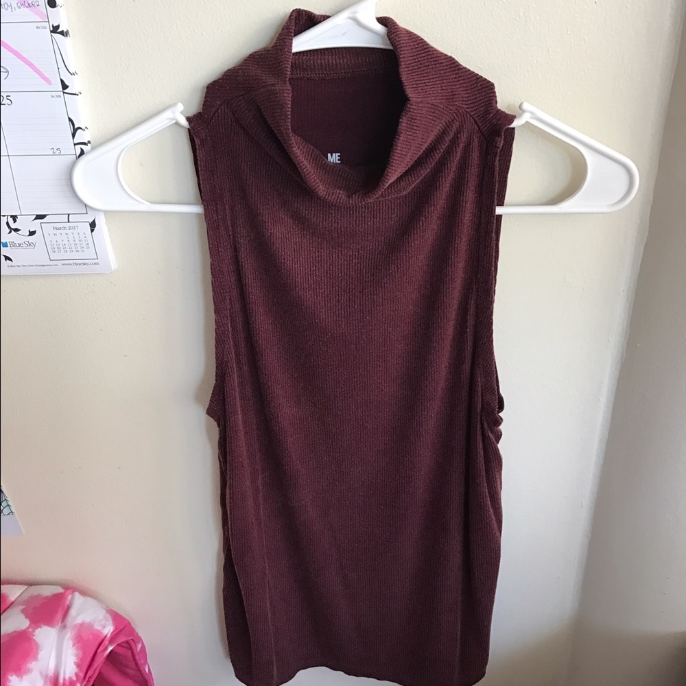 Turtleneck tank top