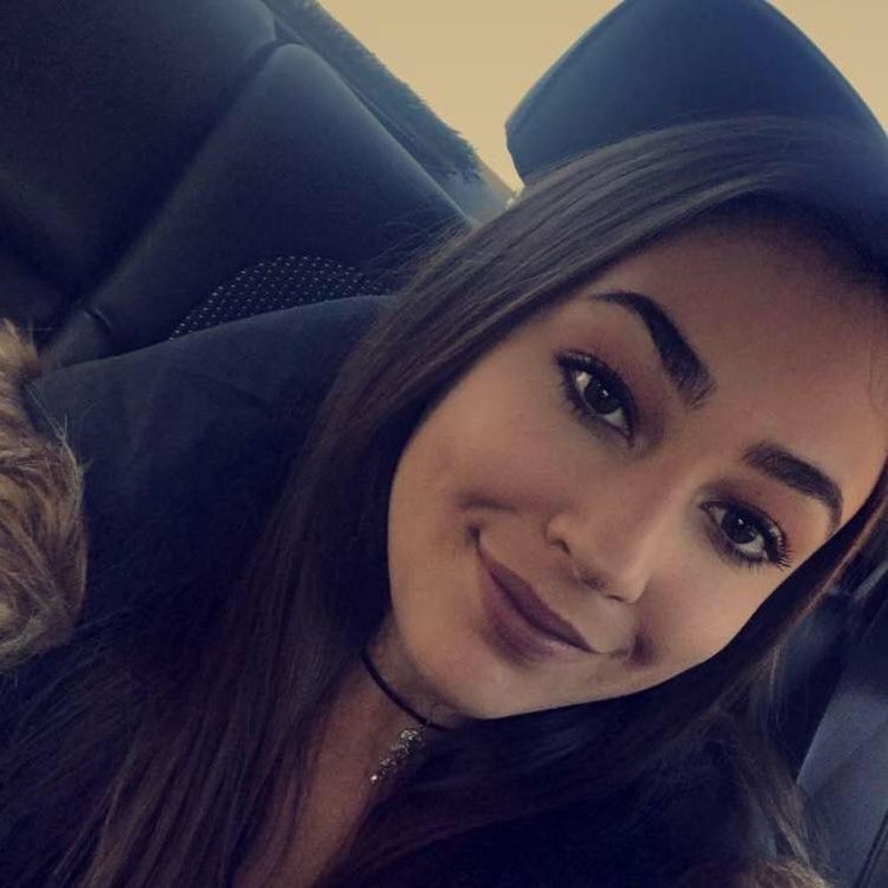 Meet your Posher, Marisa