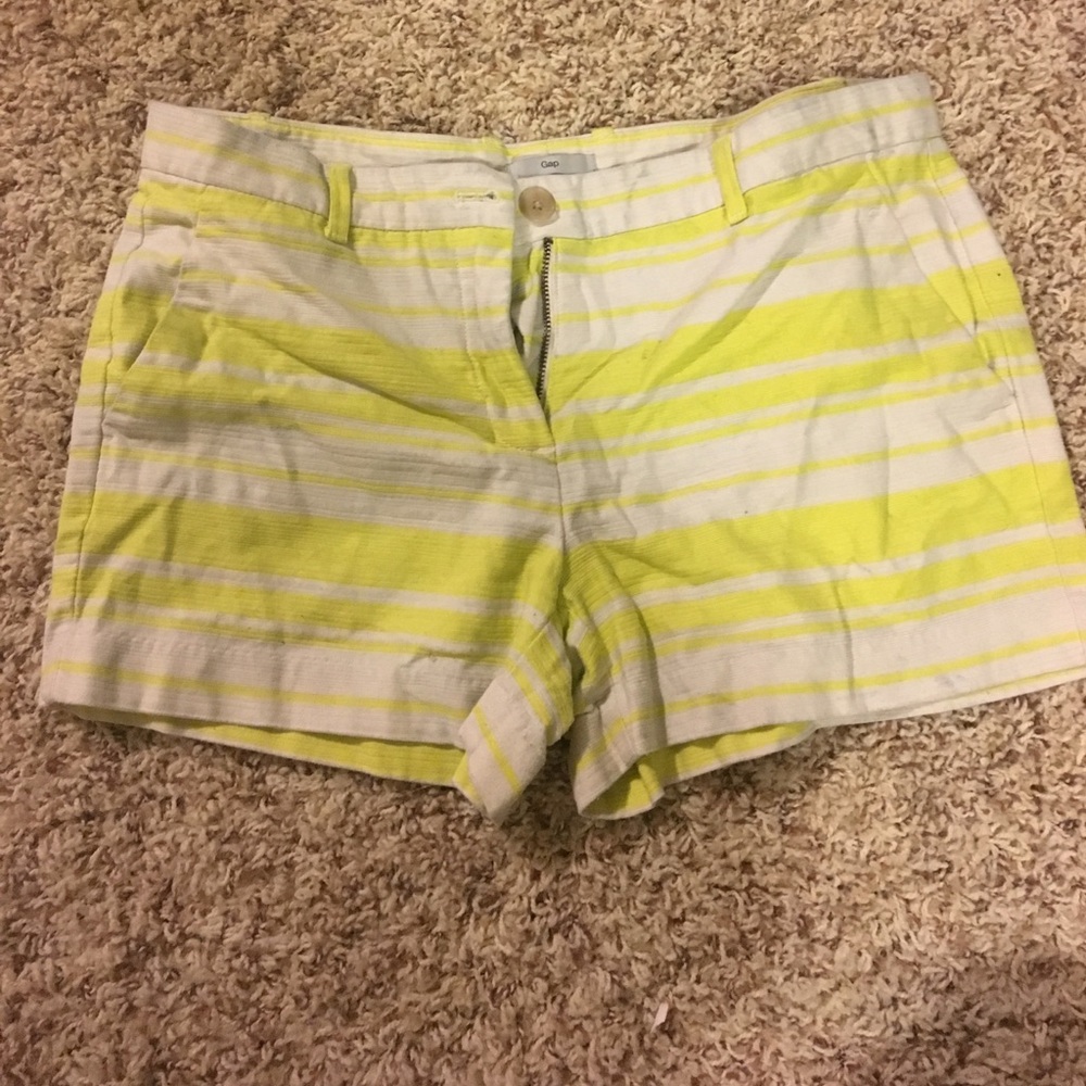 Gap shorts