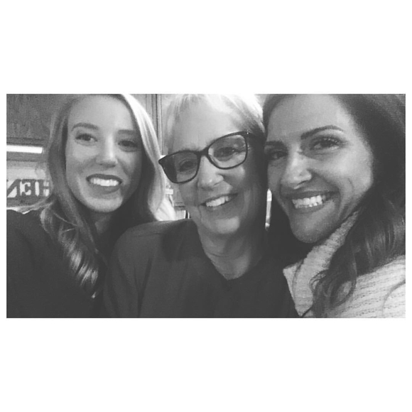 Meet your Posher, Lauren - Picture 1 of 1