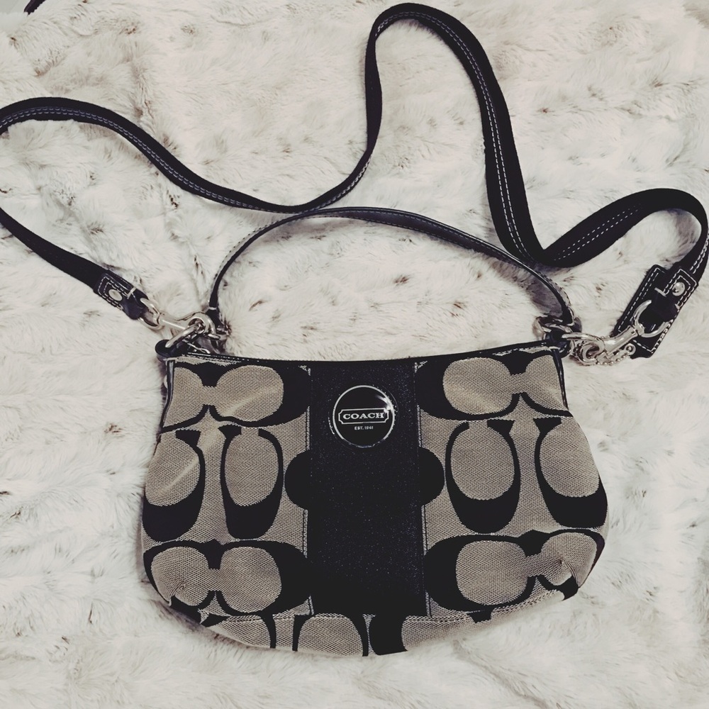 Signature Coach Crossbody (Small)