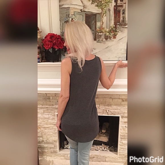 Hi lo charcoal front pocket tunic/tank! LAST ONE - Picture 4 of 4