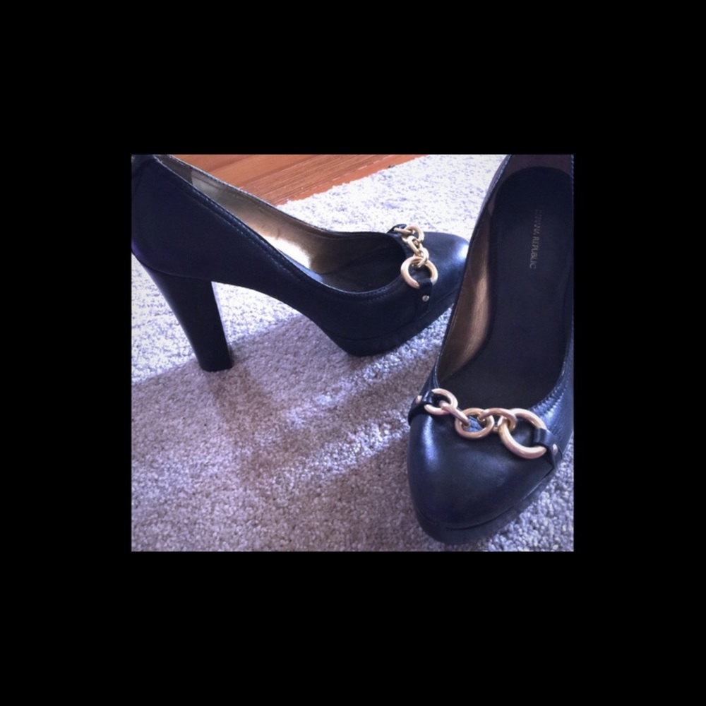 Banana republic shoes
