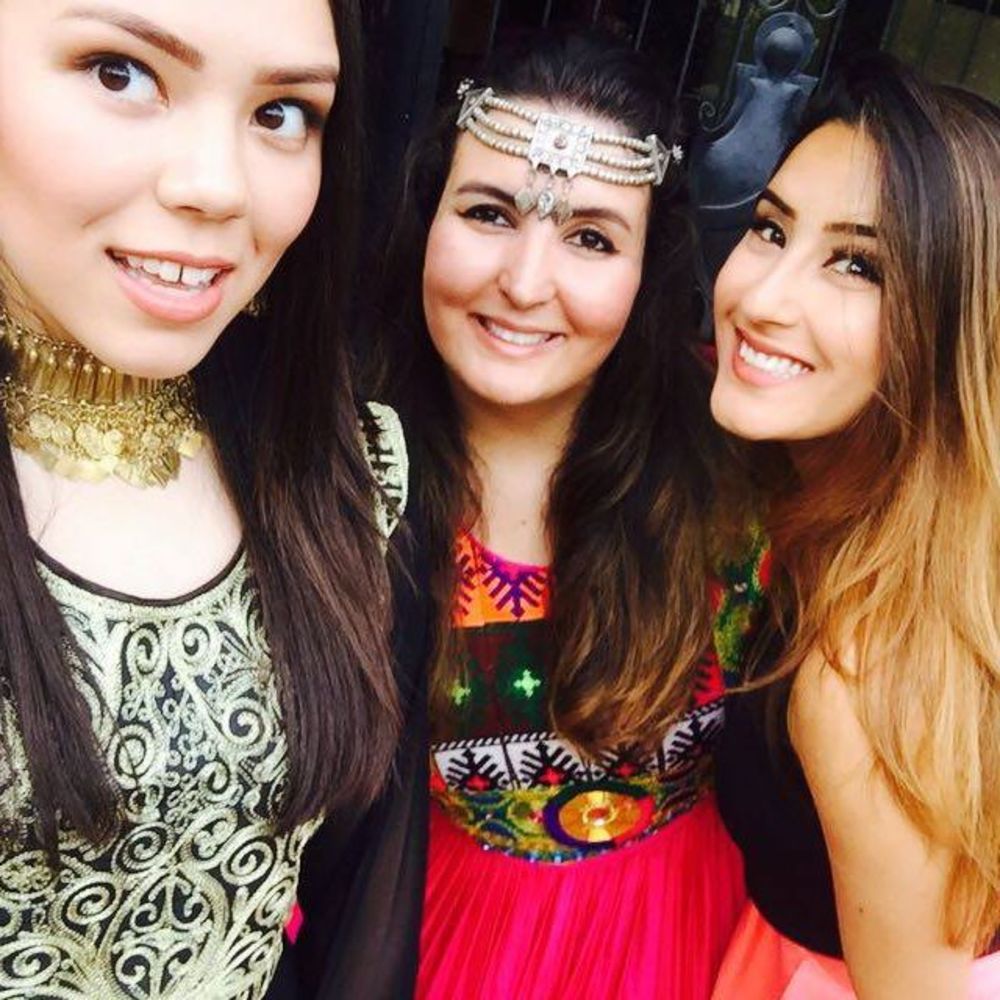 Meet your Posher, Sahar - Picture 1 of 1