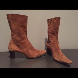 Cynthia Rowley - super soft suede low calf boots